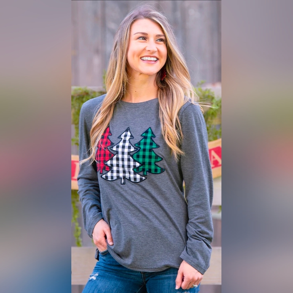 Christmas Tree Gray Long Sleeve Shirt with Plaid Tree Design Size XL